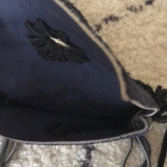 Jimmi WZ Crossbody Bag - Picture 3 of 5